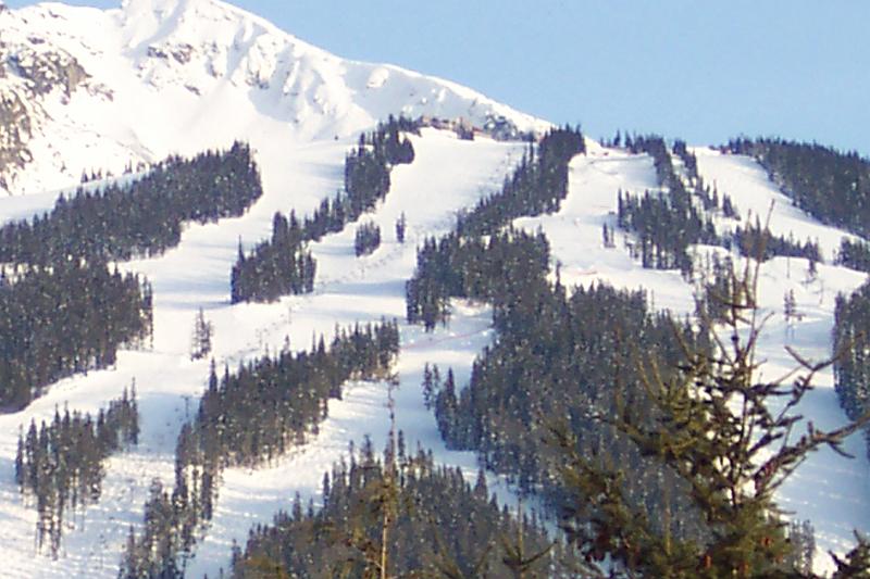 Mountain 04.jpg