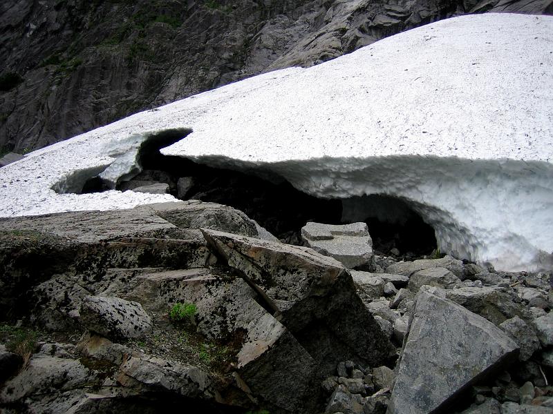 (09) Snow Caves.jpg