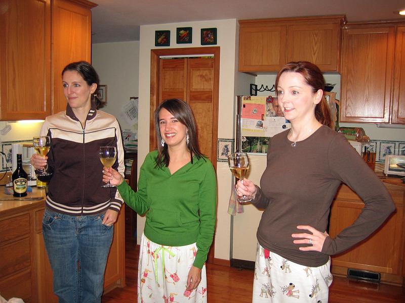 (01) Karen, Terra & Nicole.jpg