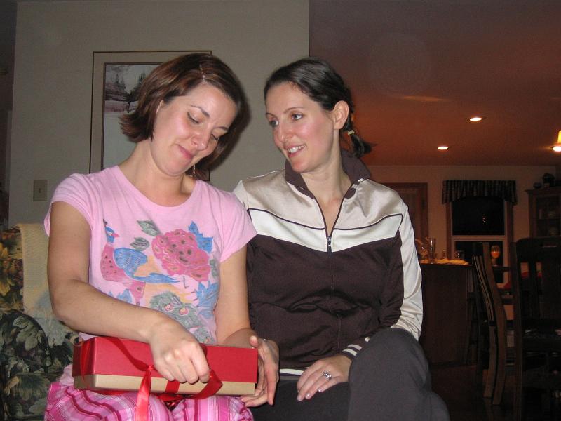 (08) Tami & Karen.jpg