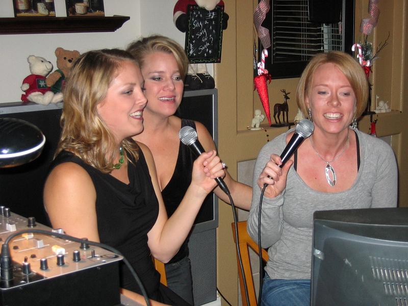 (02) Lori, Bonnie, & Amanda.jpg