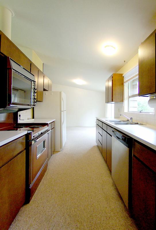 (05) kitchen.jpg