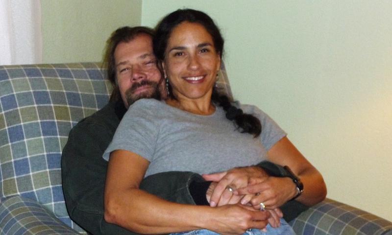 (05) Theron & Teri.jpg